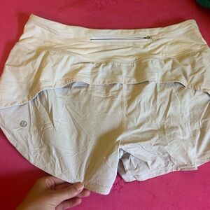 Lululemon white speed up shorts 4in